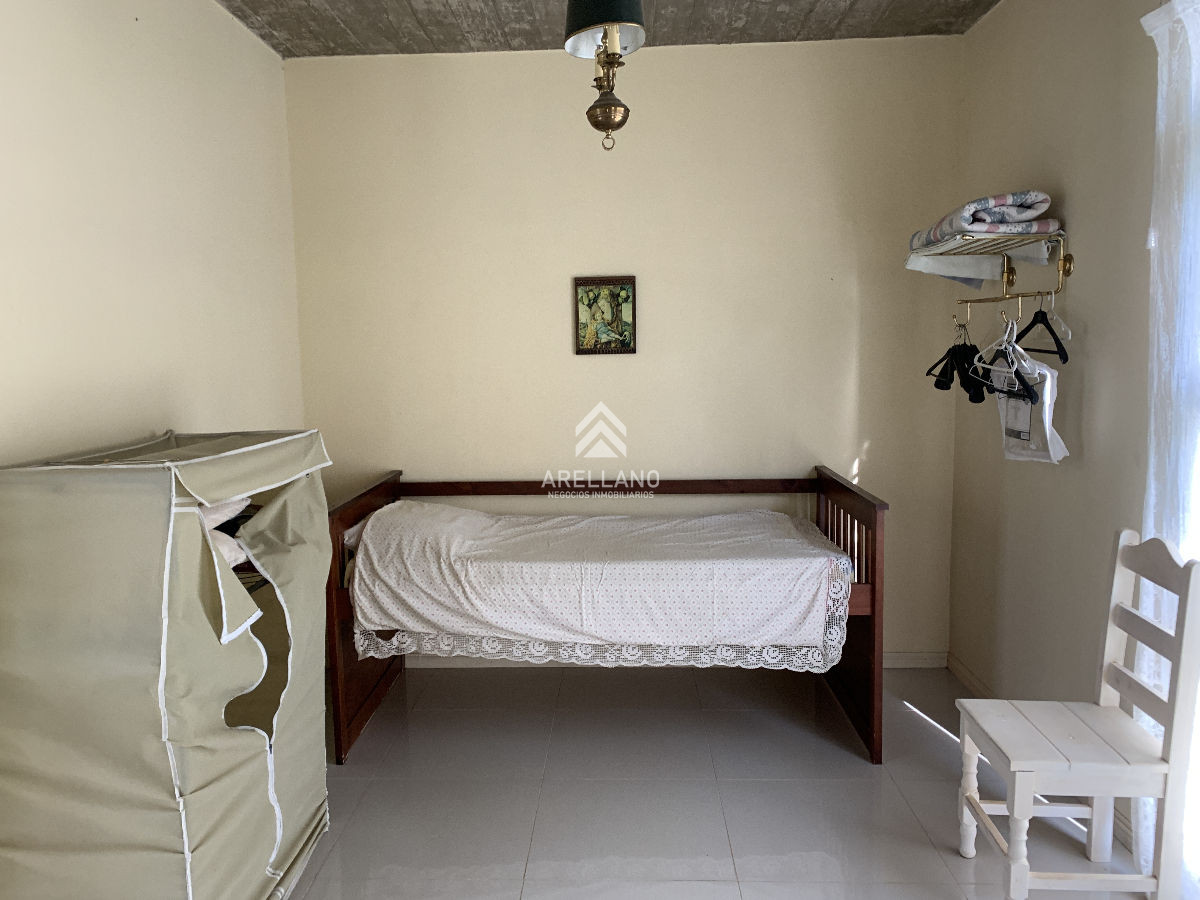 Casa ID.3676 - Venta casa 5 dormitorios Montoya