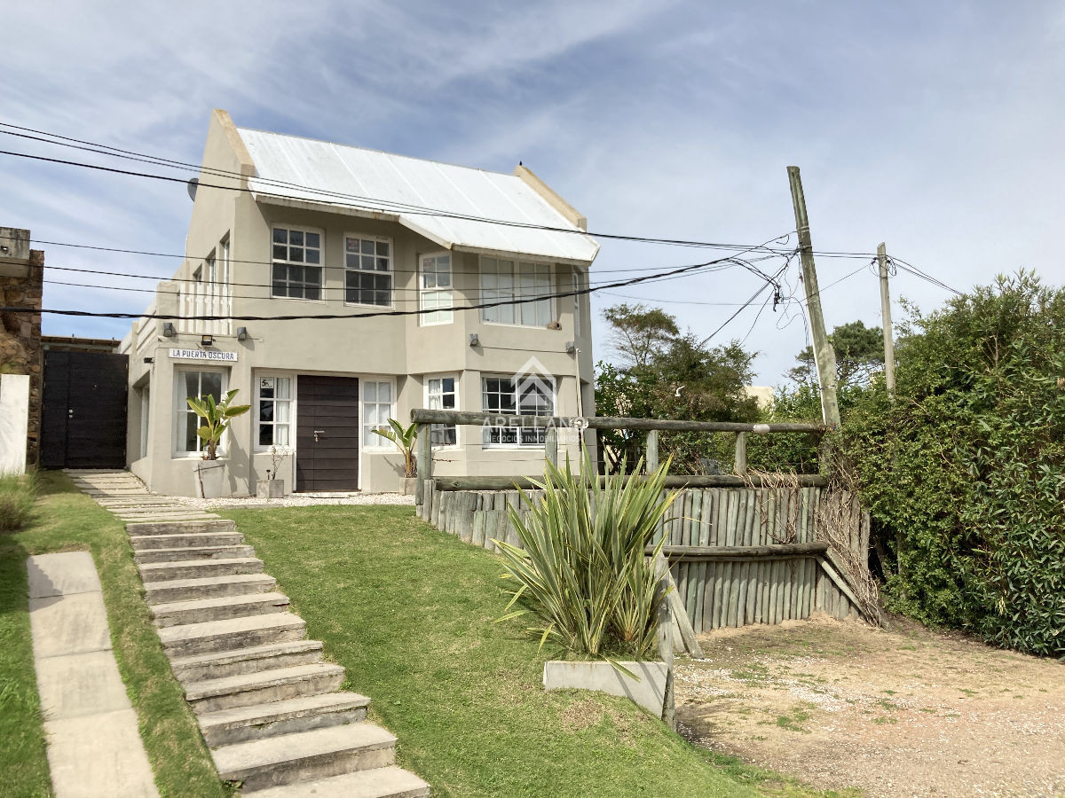 Casa ID.3666 - Venta, casa en Montoya 4 dormitorios