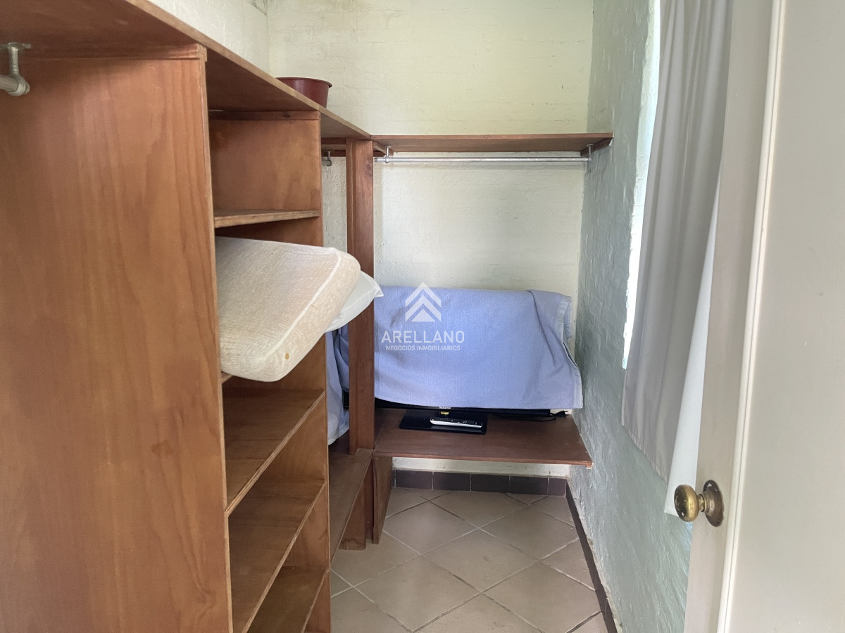 Casa ID.3679 - Venta casa 4 dormitorios Montoya 