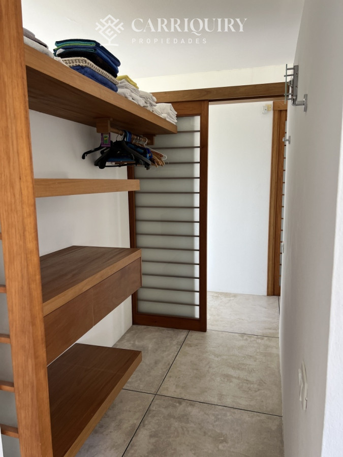 Casa ID.8150/Oportuidad!!!-Casa-en-venta-Barrio-privado-a-minutos-de-la-barra,-3-dormitiorios,-increible-entorno - Importante casa en alquiler temporal, Montoya