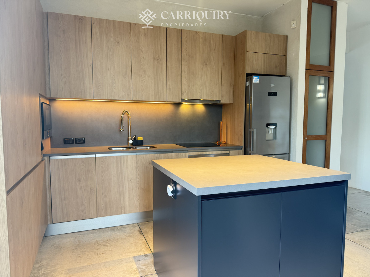 Casa ID.8150/Oportuidad!!!-Casa-en-venta-Barrio-privado-a-minutos-de-la-barra,-3-dormitiorios,-increible-entorno - Importante casa en alquiler temporal, Montoya