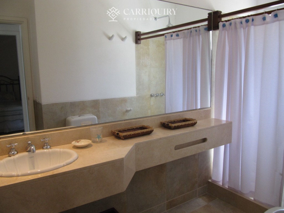 Casa ID.8133/Gran-Propiedad-en-Alquiler-de-Temporada - La Loma
