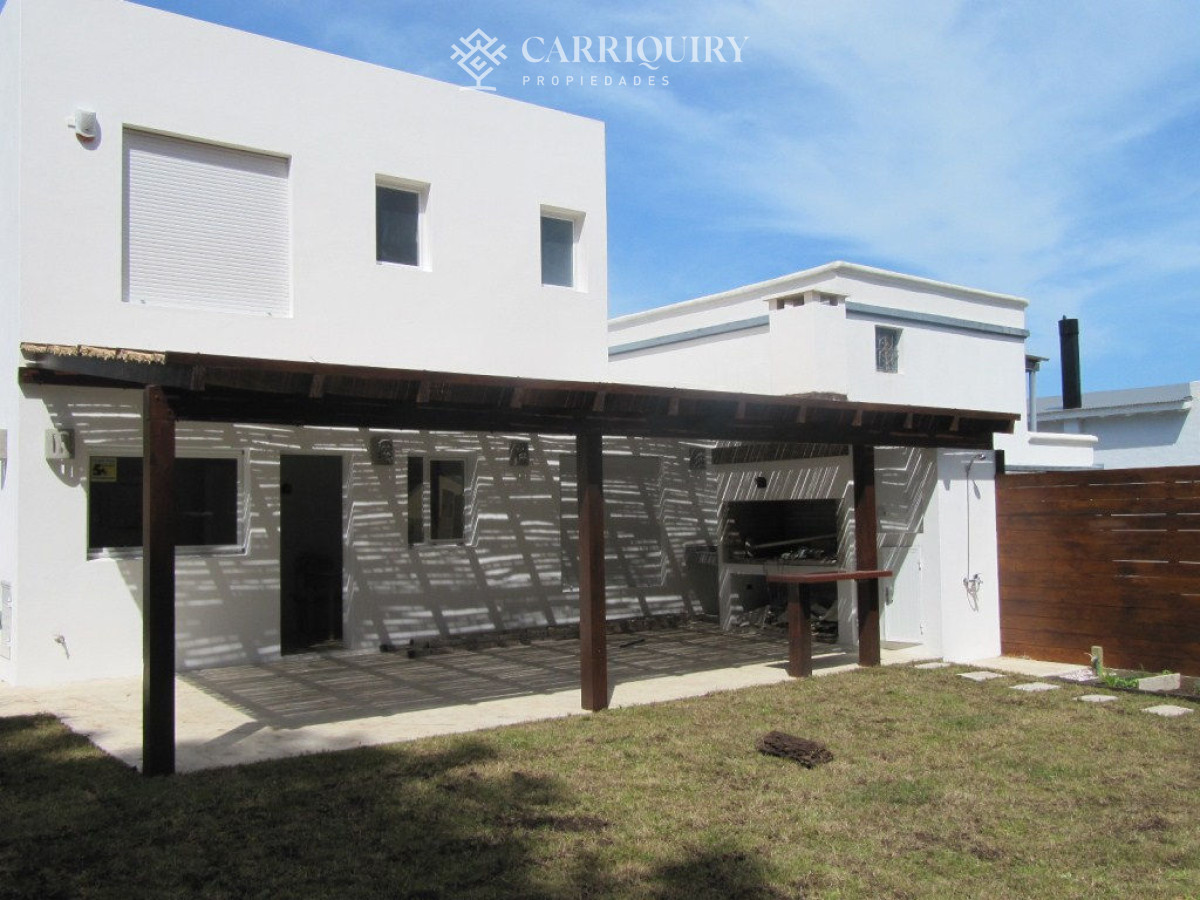 Casa ID.8133/Gran-Propiedad-en-Alquiler-de-Temporada - La Loma