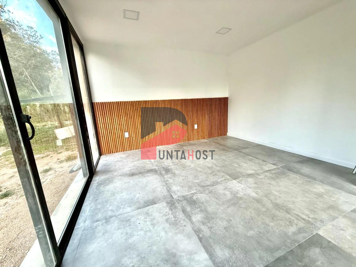 Casa ID.145 - Casa de 2 dormitorios 2 baños en El tesoro, La Barra