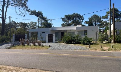Venta y Alquiler casa de 3 dormitorios en La Barra