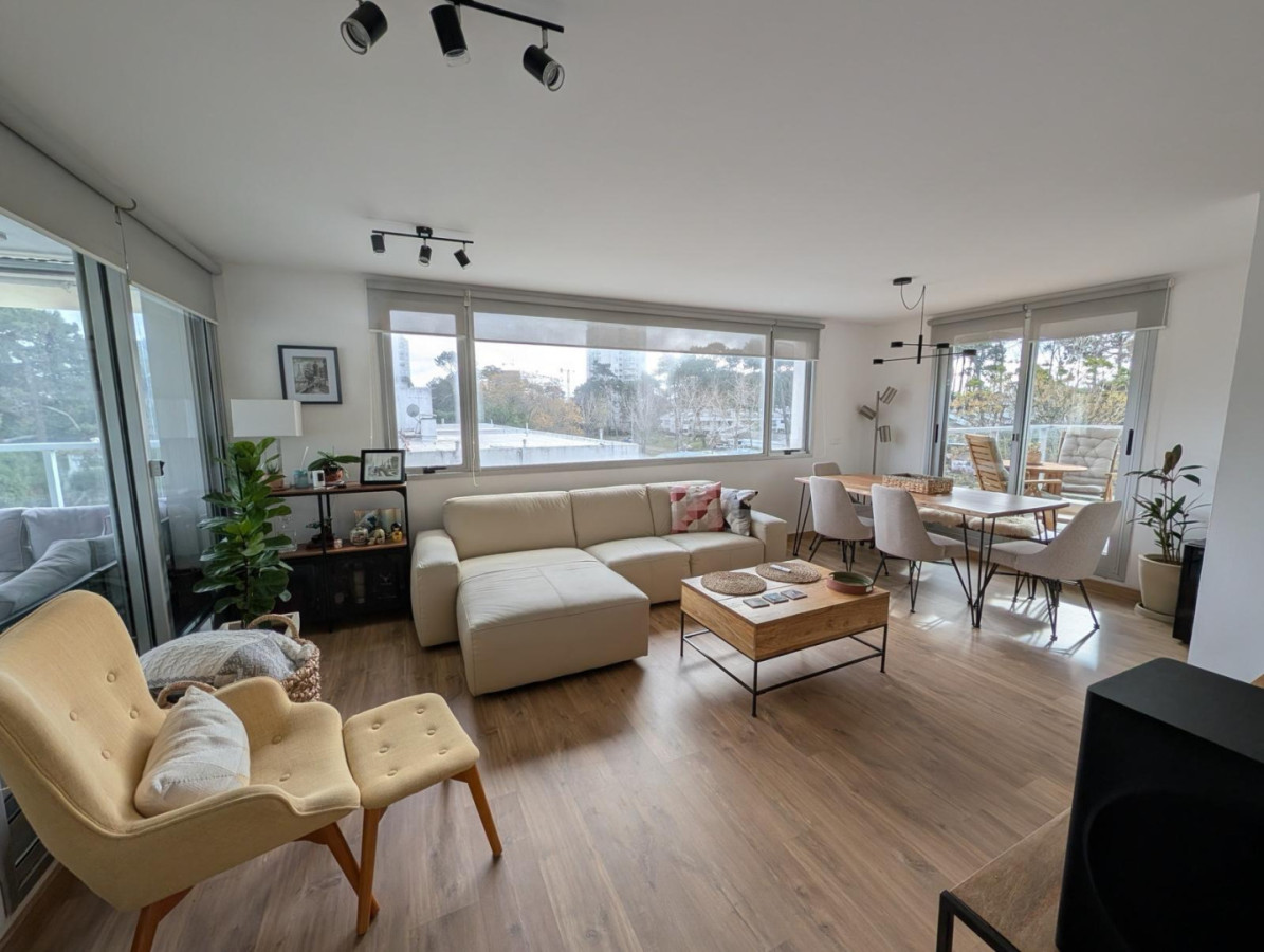Venta Espectacular Apartamento 3 Dormitorios en Roosevelt, Punta del Este