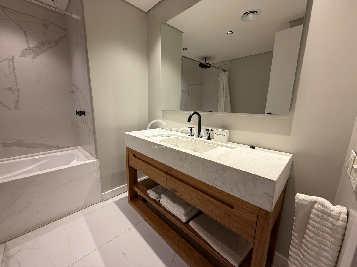 Apartamento ID.2908 - Departamento de 4 dormitorios en suite más servicio, sobre la playa, Manantiales