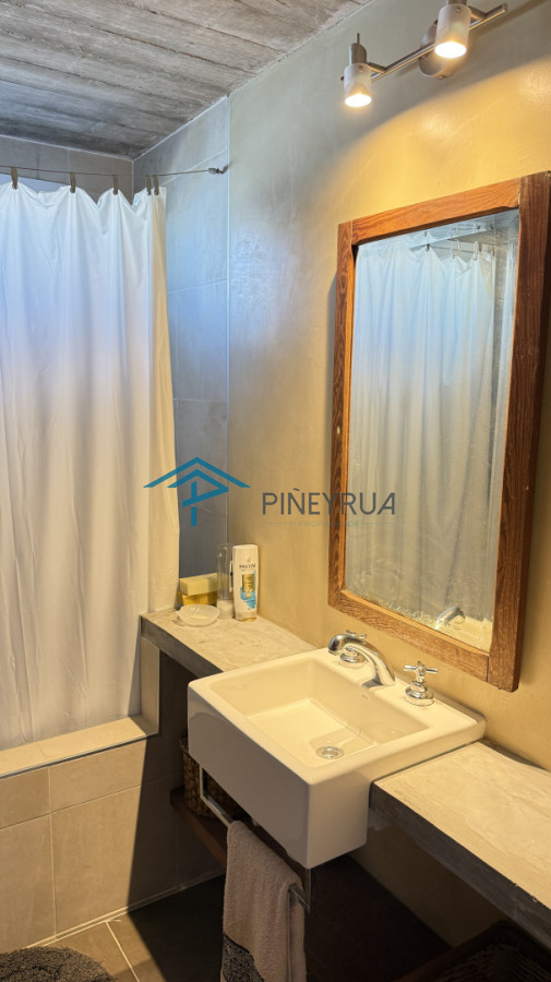 Hermosa casa en Montoya con vista al mar