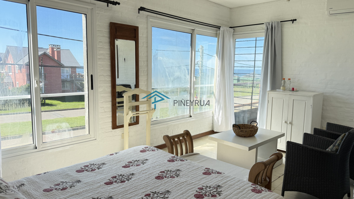 Hermosa casa en Montoya con vista al mar