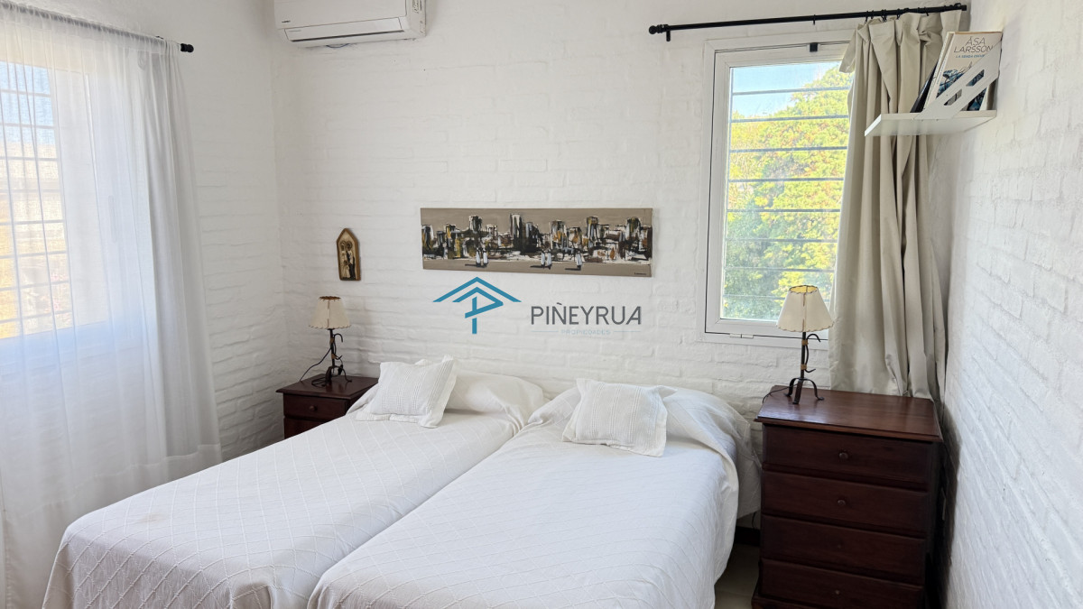 Hermosa casa en Montoya con vista al mar