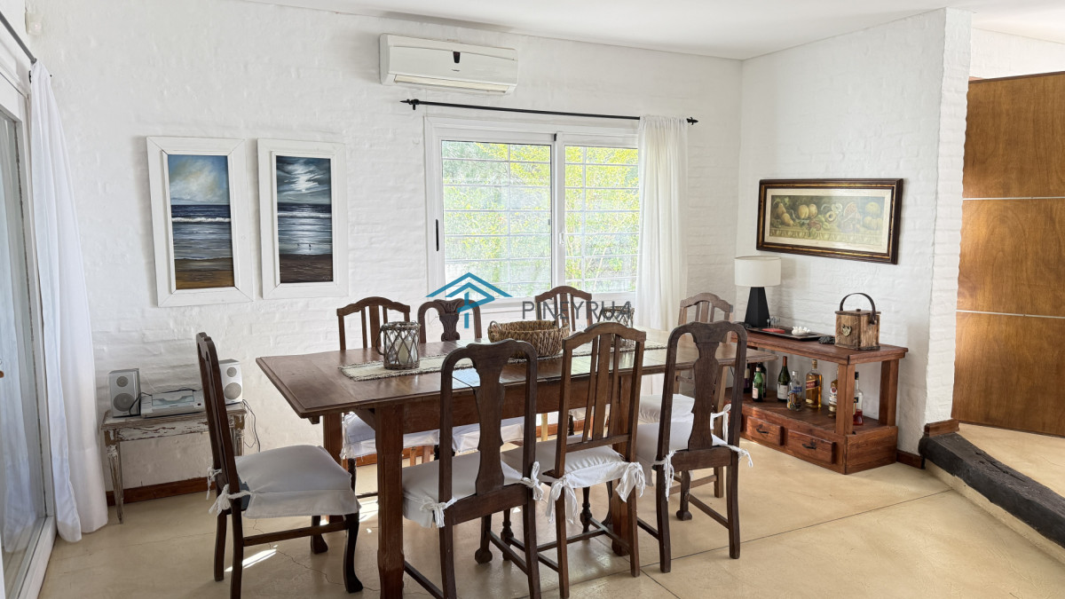 Hermosa casa en Montoya con vista al mar