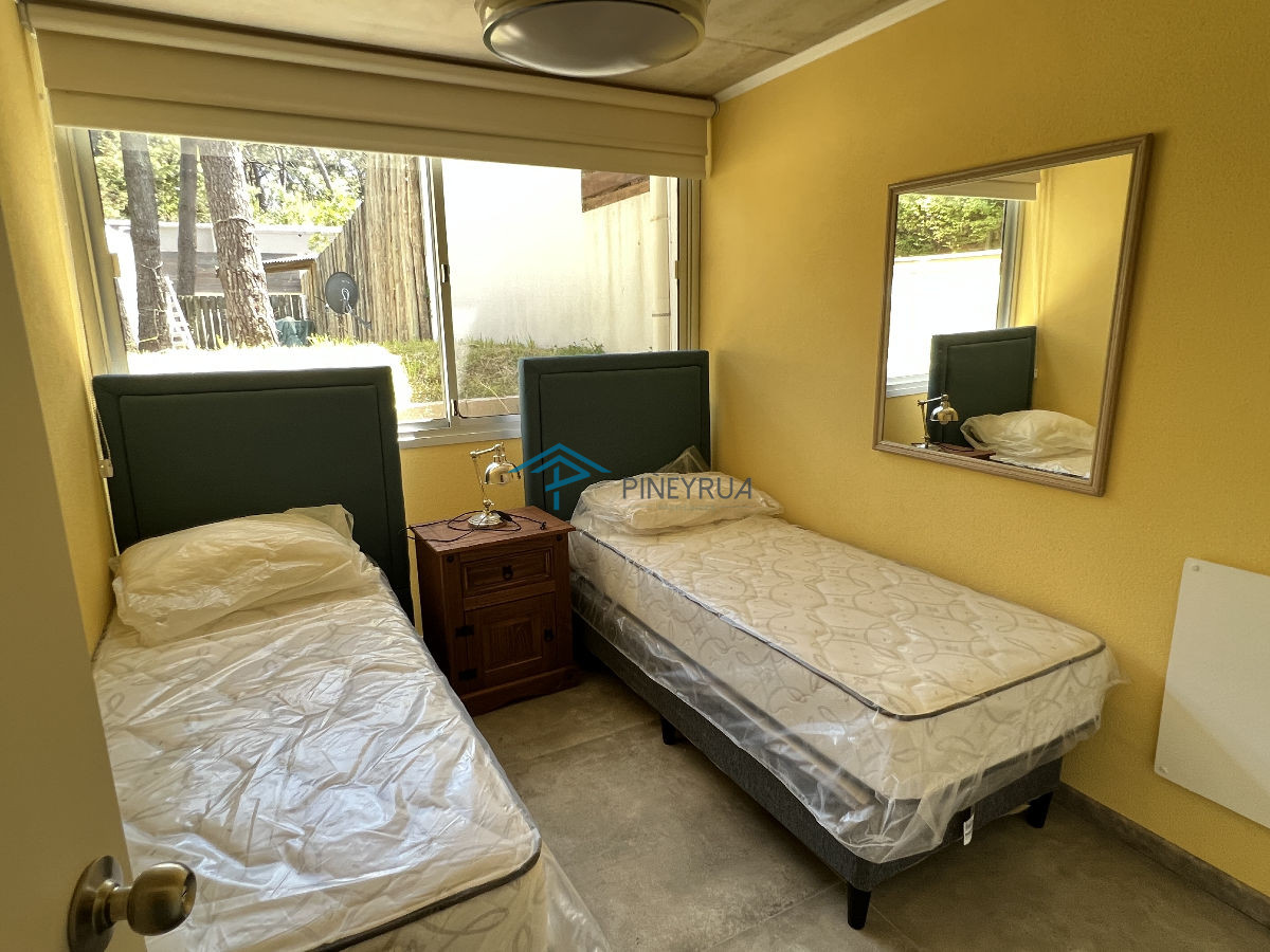 Amplia y moderna casa en Montoya
