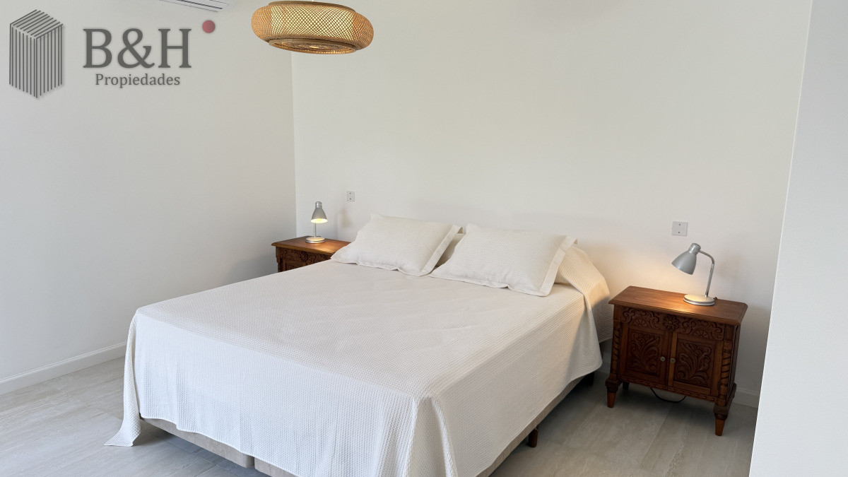 Casa ID.3686 - Moderna casa de 3 dormitorios a estrenar en la barra