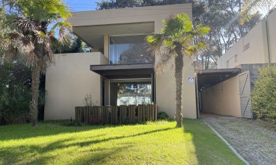 Casa en venta 4 dormitorios en Montoya
