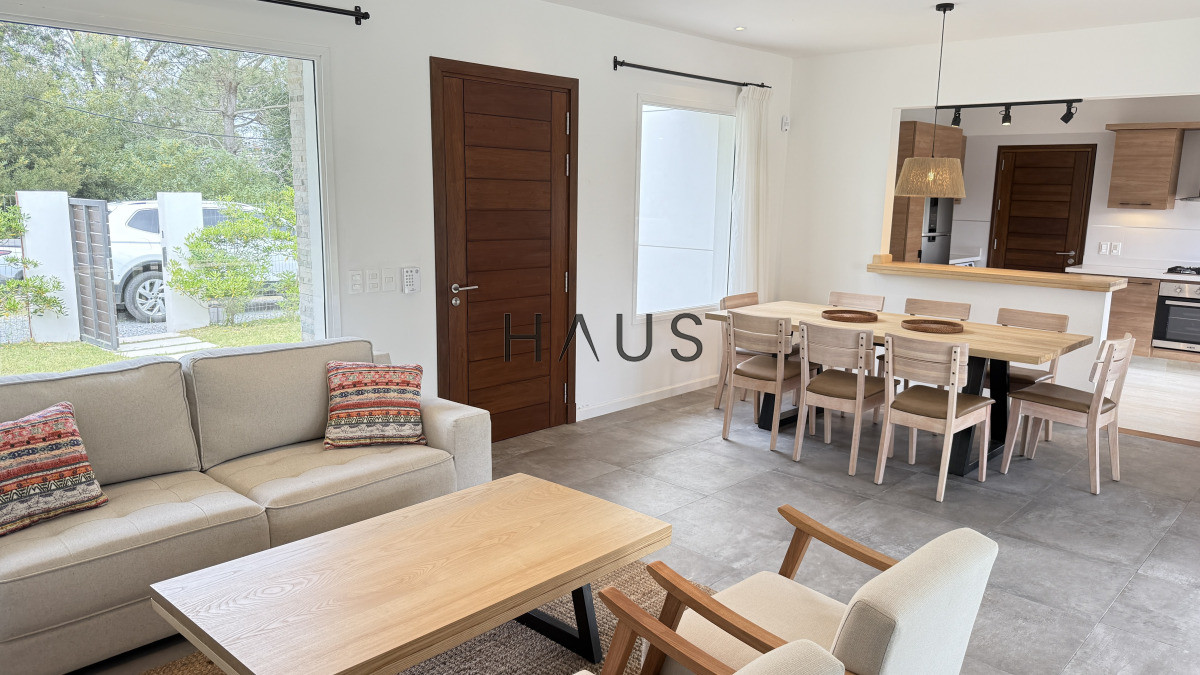 Casa ID.208 - Moderna casa de 3 dormitorios a estrenar en la barra