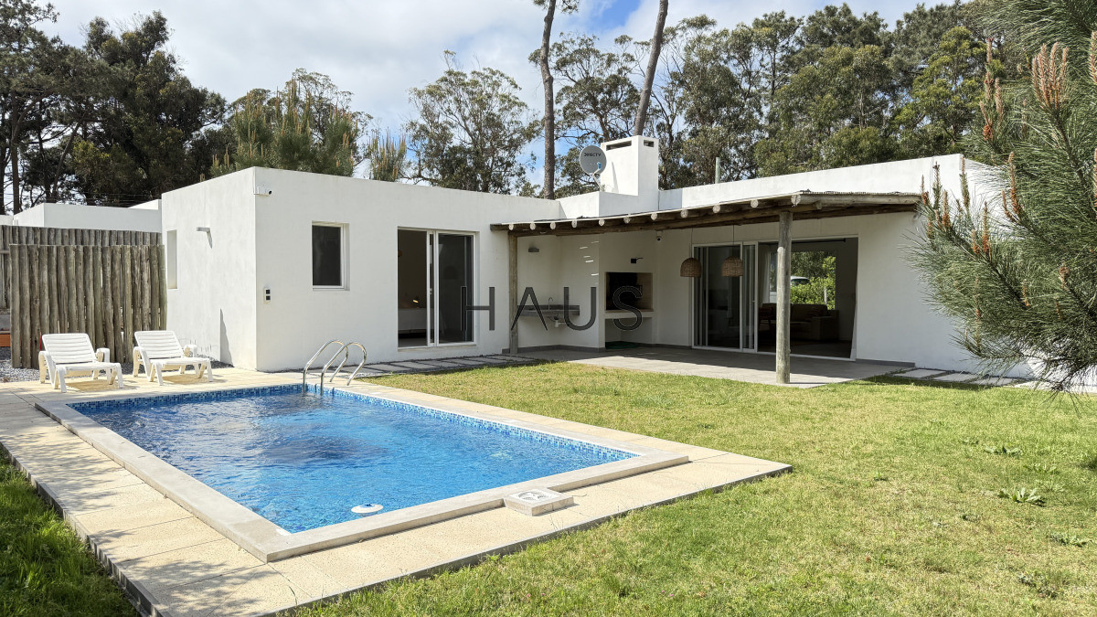Casa ID.208 - Moderna casa de 3 dormitorios a estrenar en la barra