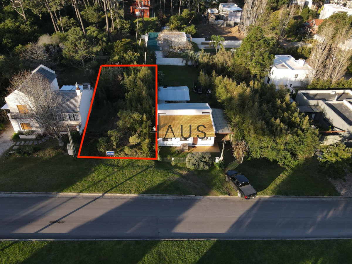 Terreno ID.373 - Terreno en Montoya La Barra, sobre Av. jaureguiberry a 450mts del mar, 504m2