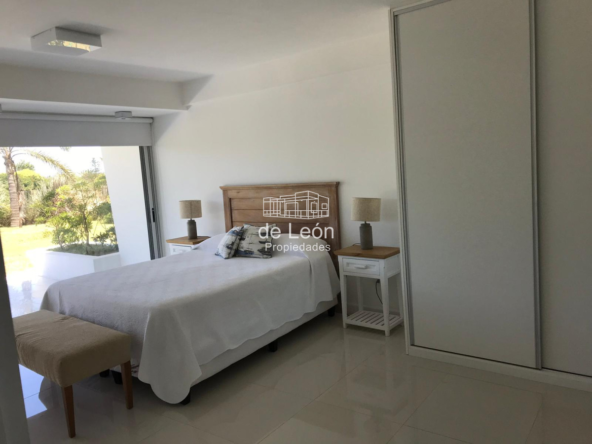 Apartamento ID.15109 - En Venta Departamento de 2 dormitorios en Bikini Beach, Manantiales