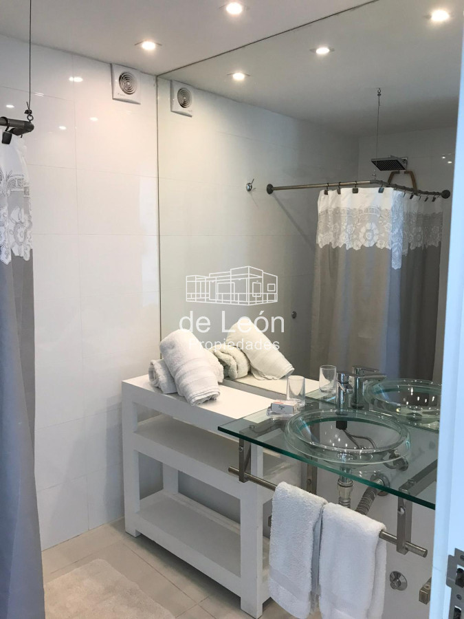 Apartamento ID.15109 - En Venta Departamento de 2 dormitorios en Bikini Beach, Manantiales
