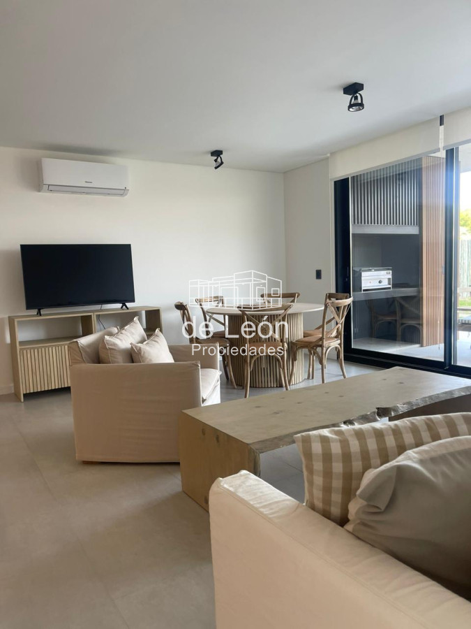 Apartamento ID.15107 - Departamento planta jardin en venta de 3 dormitorios en Manantiales