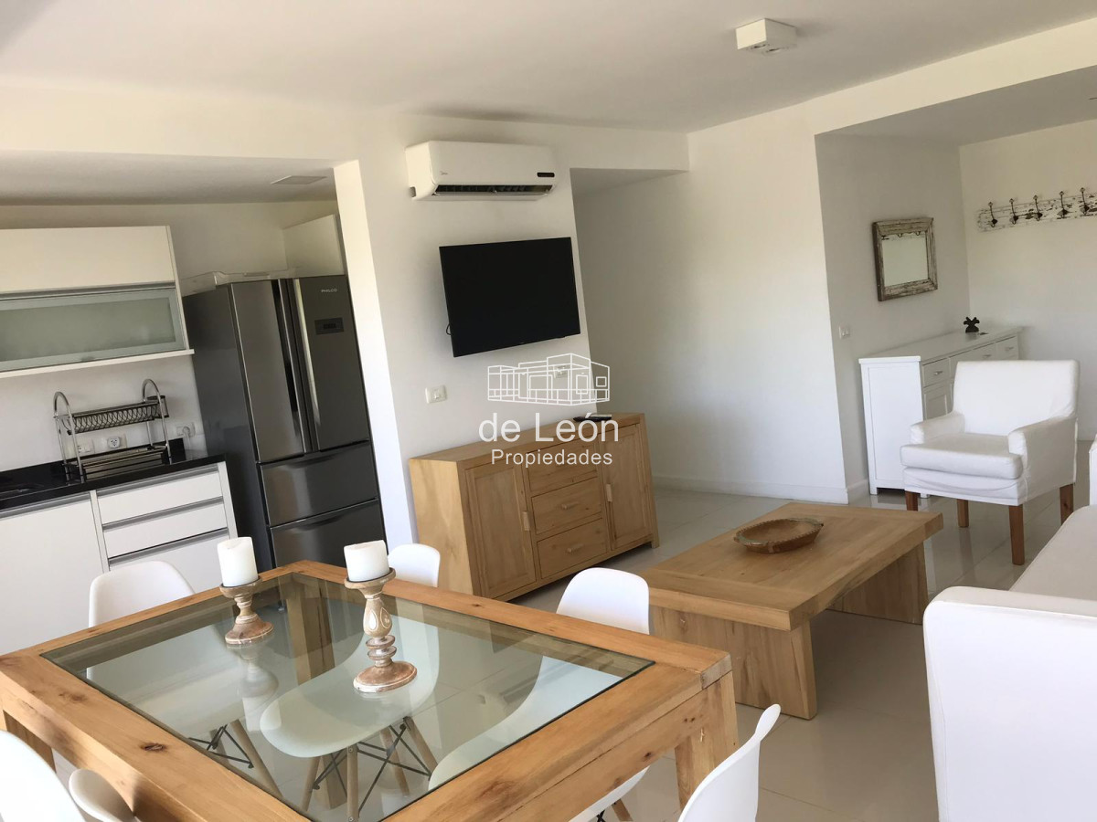 En Venta Departamento de 2 dormitorios en Bikini Beach, Manantiales