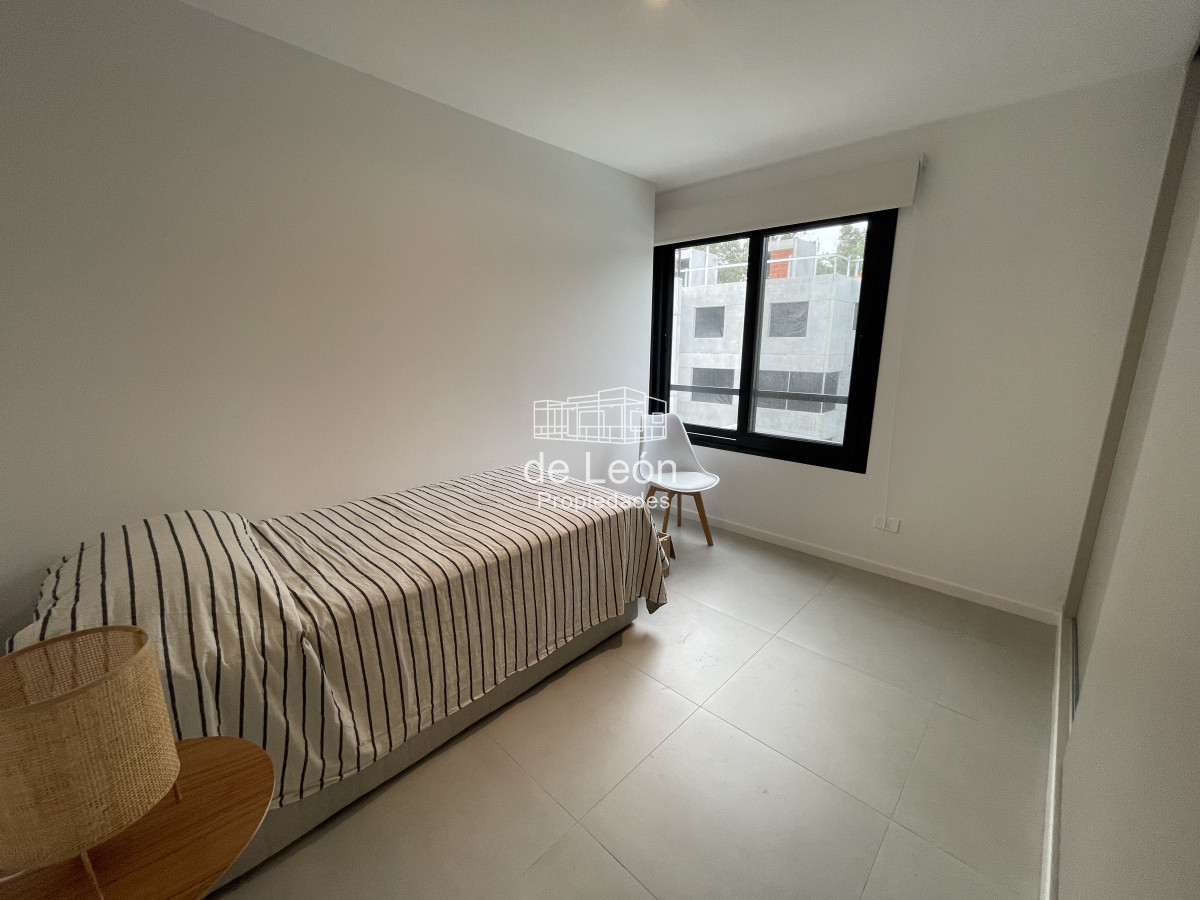 Apartamento ID.15044 - Departamento duplex en venta 3 dormitorios y 2 baños La Barra