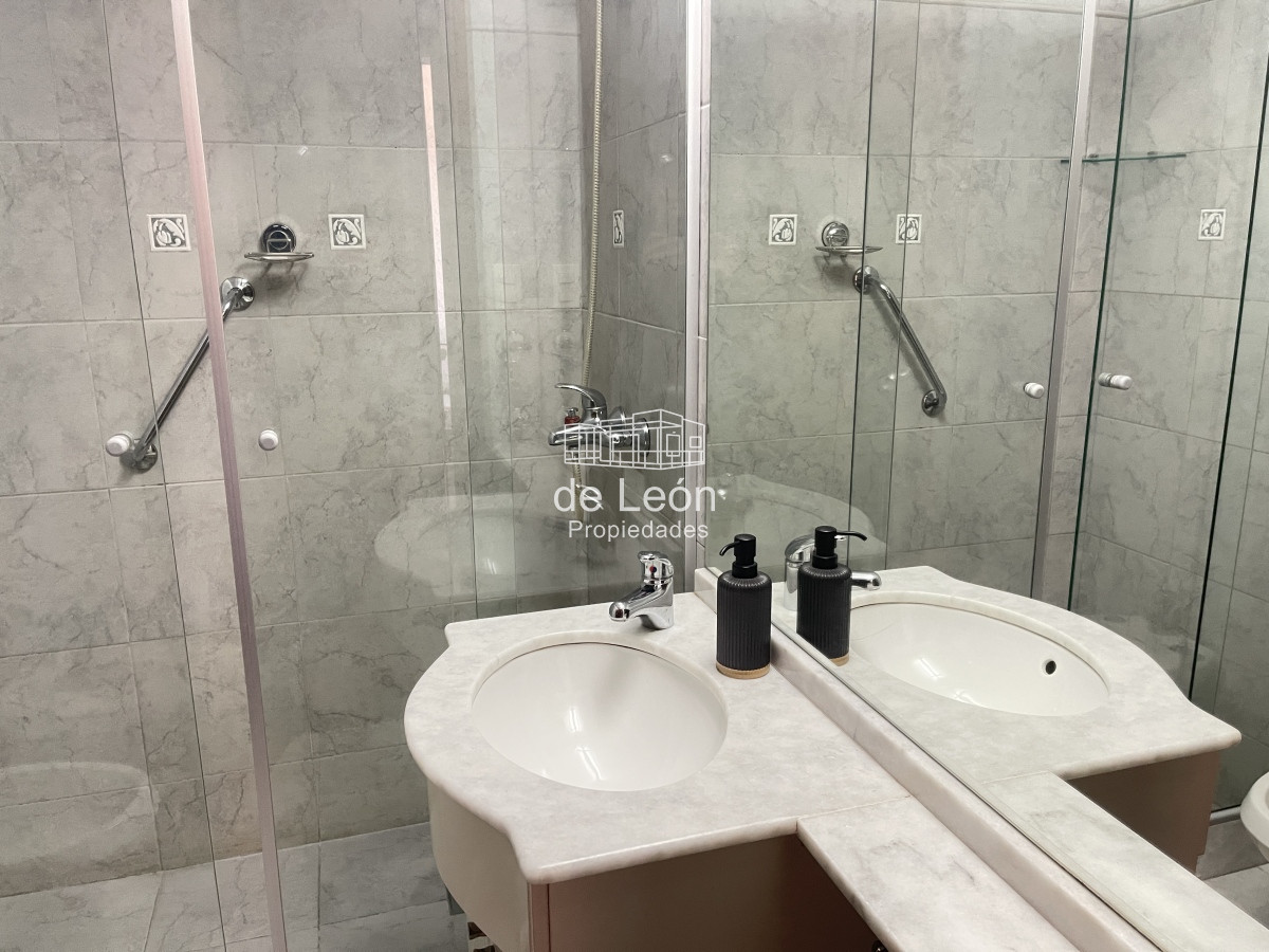 Apartamento ID.15063 - Departamento de 1 dormitorio en alquiler anual o invernal en Punta del Este