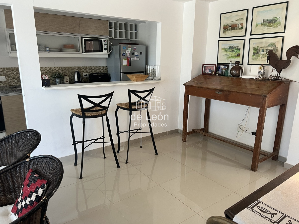 Apartamento ID.1454 - Departamento Av. Roosevelt 2 dormitorios 2 baños
