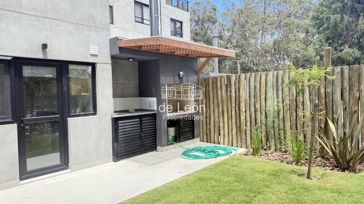 Apartamento ID.14801 - Casa en complejo La Barra, excelente oportunidad para invertir