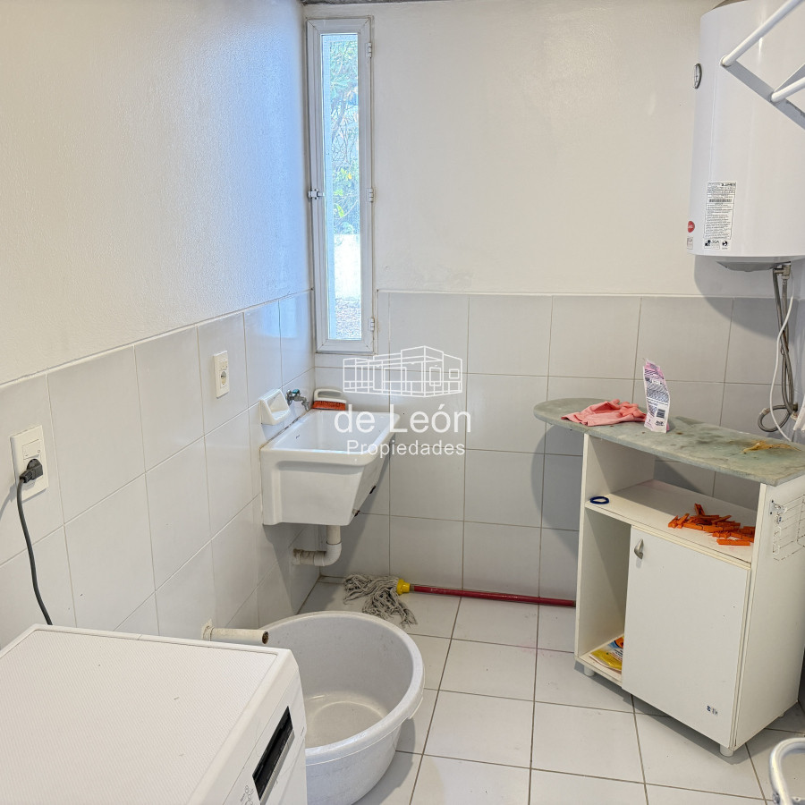 Apartamento ID.390 - Departamento en La Barra, 3 dormitorios y dependencia de servicio
