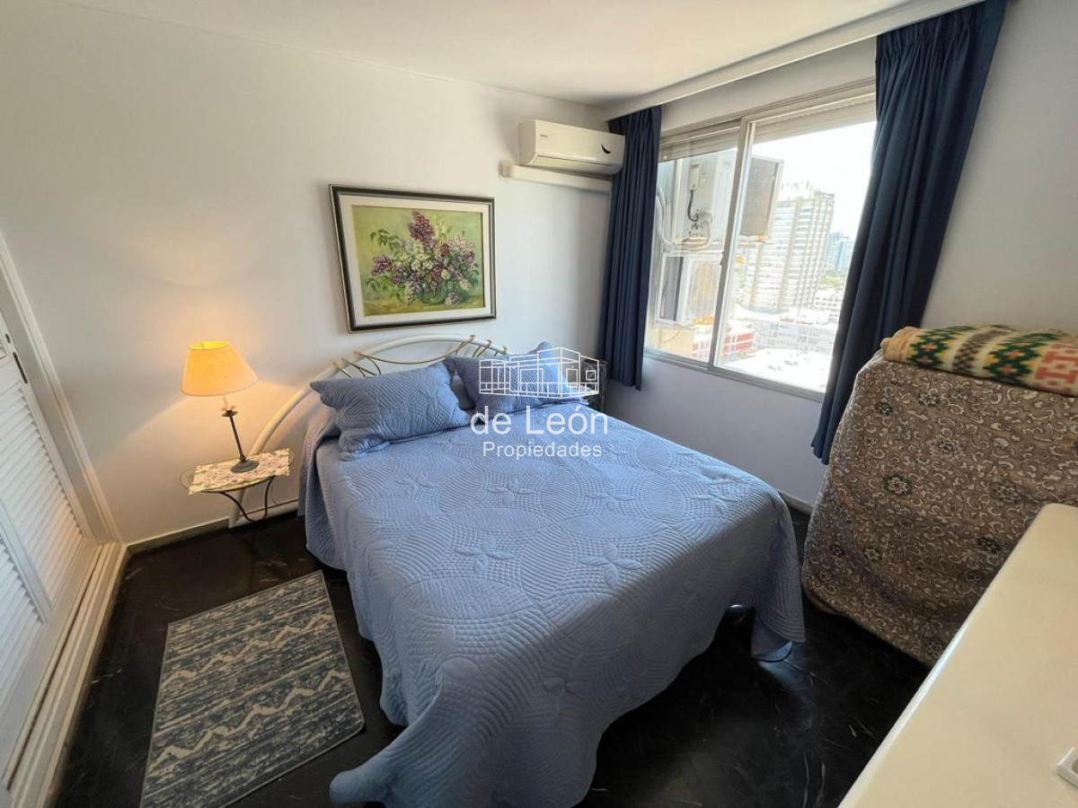 Apartamento ID.14966 - Departamento de 2 dormitorios y 2 baños en alquiler de temporada En Punta del Este