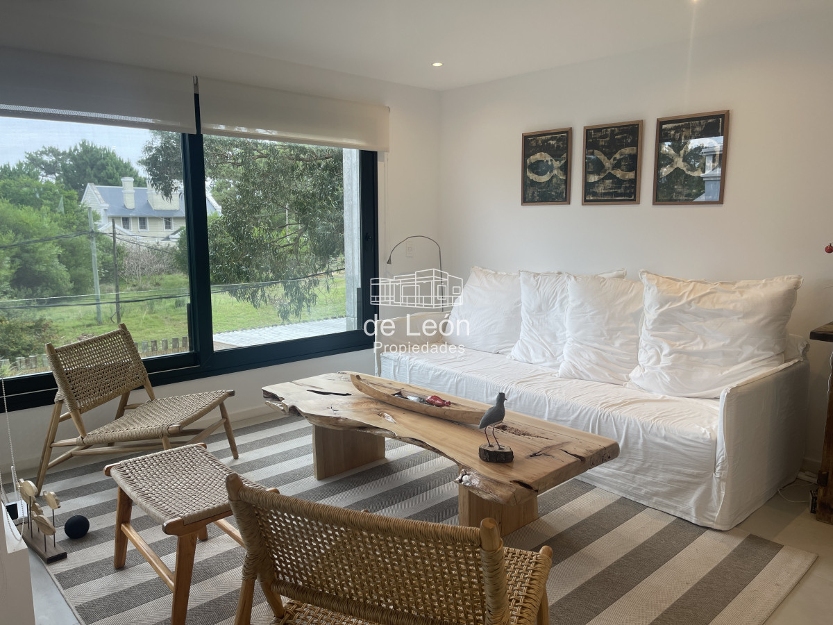 Apartamento ID.15044 - Departamento duplex en venta 3 dormitorios y 2 baños La Barra