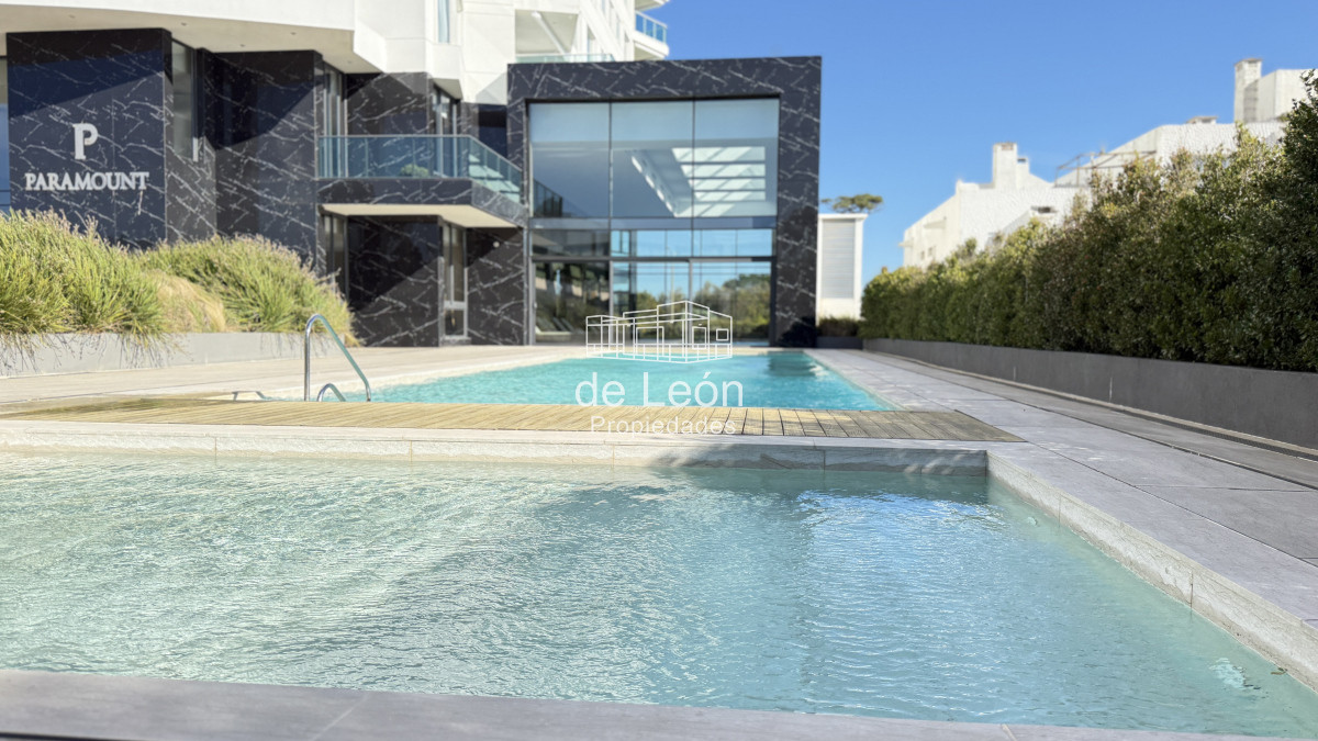 Apartamento ID.15275 - Departamento en alquiler Paramount Tower Punta del Este