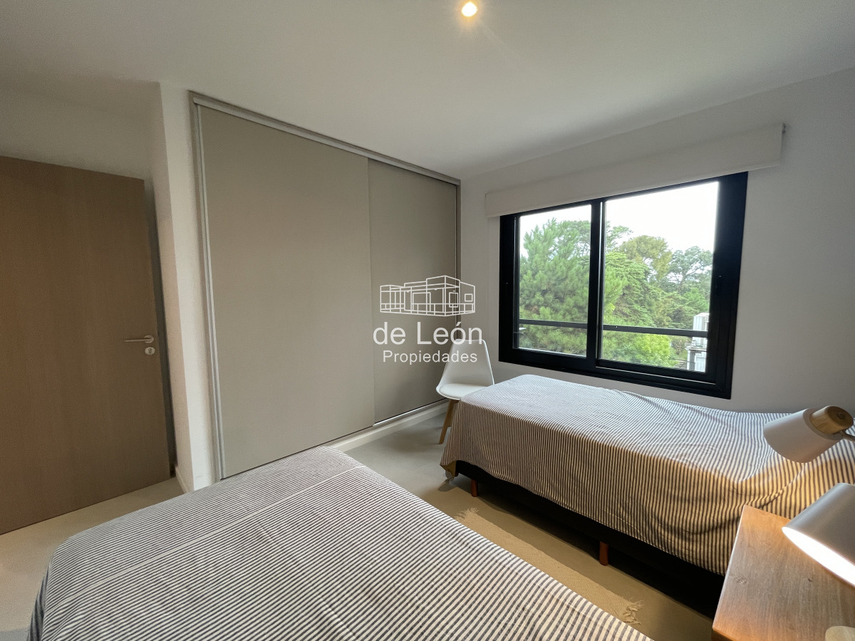 Apartamento ID.15044 - Departamento duplex en venta 3 dormitorios y 2 baños La Barra