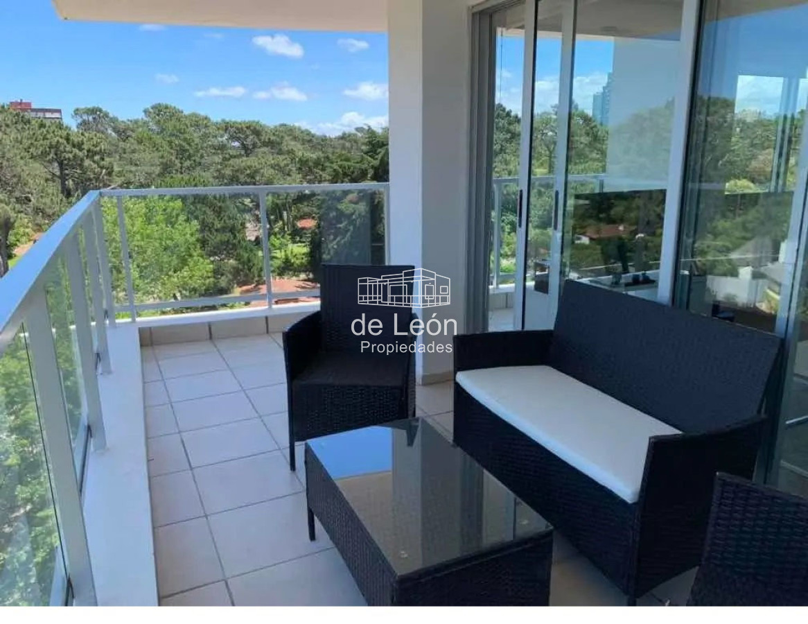 Apartamento ID.1255 - Excelente departamento de 2 dormitorios en Punta del Este
