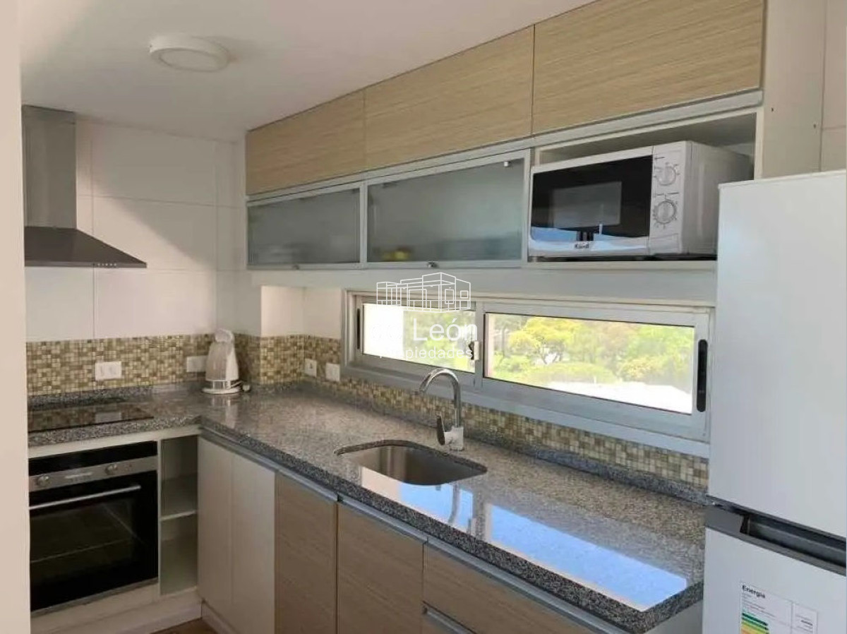 Apartamento ID.1255 - Excelente departamento de 2 dormitorios en Punta del Este