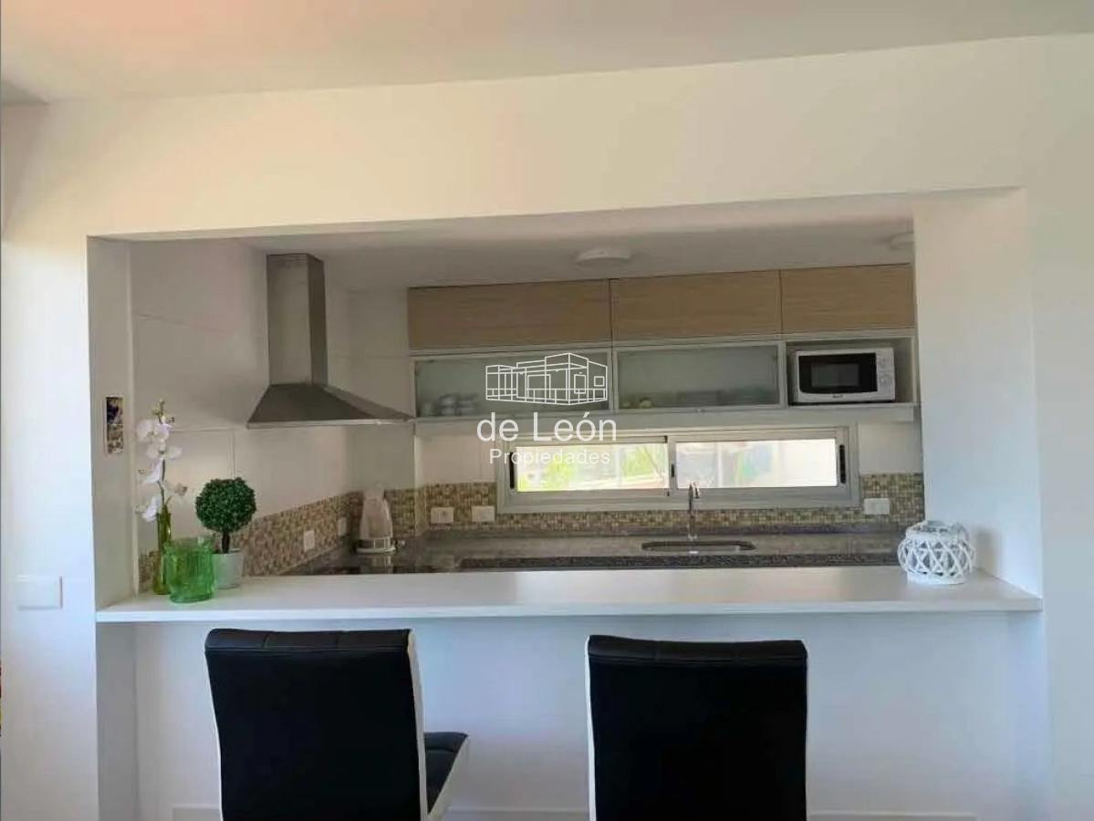 Apartamento ID.1255 - Excelente departamento de 2 dormitorios en Punta del Este