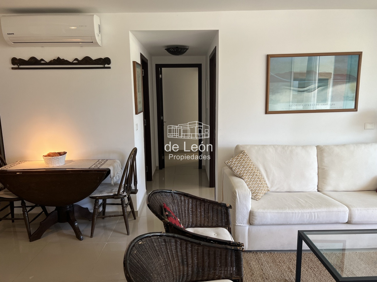 Apartamento ID.1454 - Departamento Av. Roosevelt 2 dormitorios 2 baños