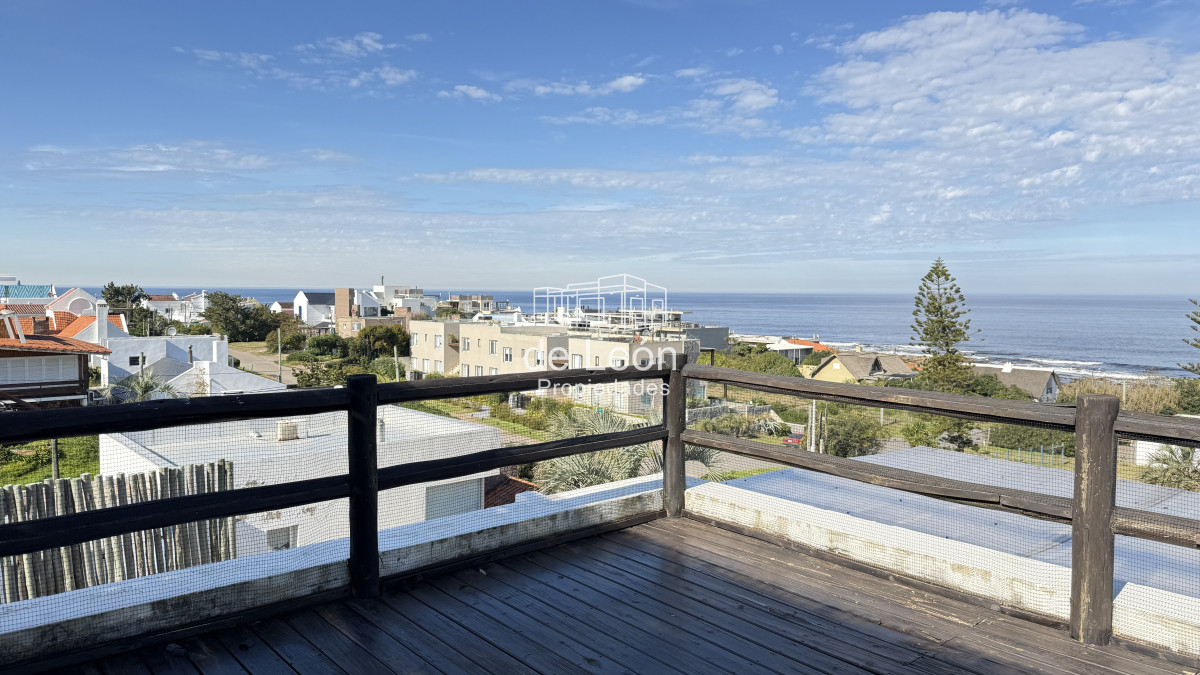 Apartamento ID.390 - Departamento en La Barra, 3 dormitorios y dependencia de servicio