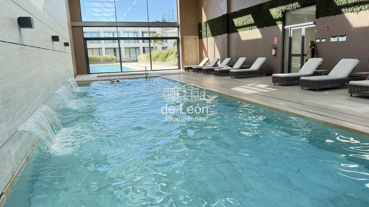 Apartamento ID.15275 - Departamento en alquiler Paramount Tower Punta del Este
