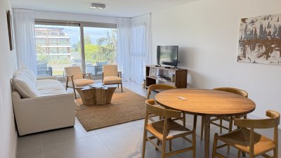 Departamento de 2 dormitorios en suite, excelente ubicación en Manantiales