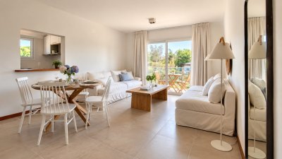 Venta Departamento 2 dormitorios y 2 baños, Playa Mansa, Punta del Este