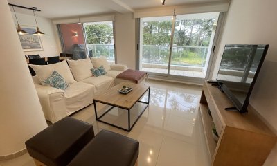 Amplio departamento de 3 dormitorios en Punta del Este