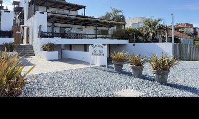 Departamento en La Barra, 3 dormitorios y dependencia de servicio
