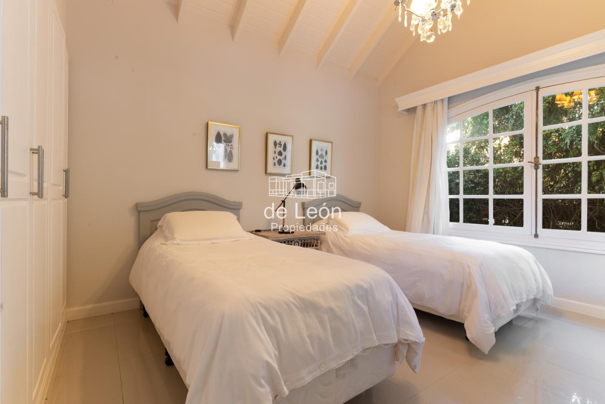 Casa ID.116 - Magnifica residencia en La Barra 