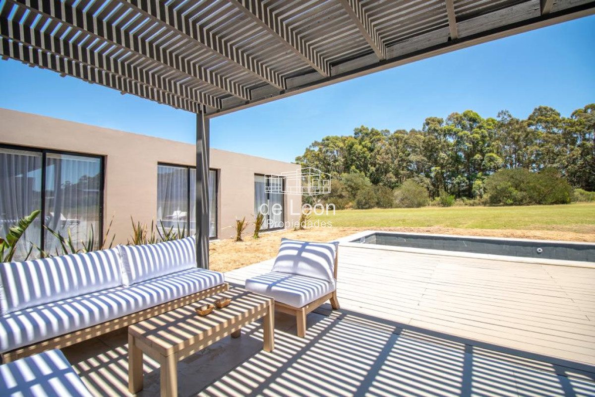Casa ID.14841 - Casa en Pueblo Mío 4 dormitorios, piscina