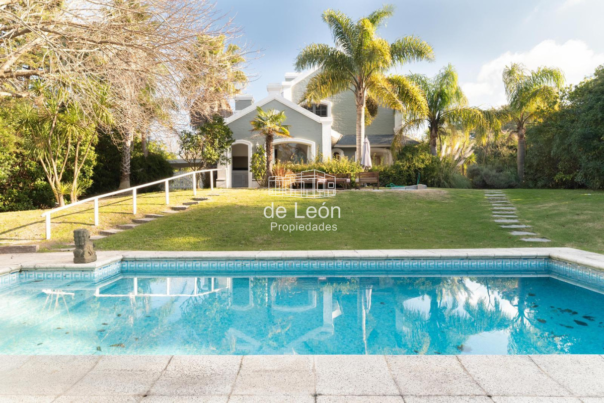 Casa ID.116 - Magnifica residencia en La Barra 