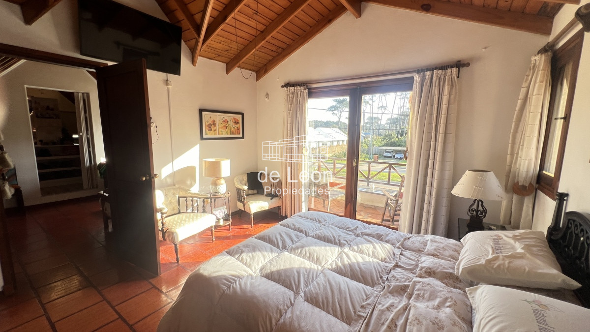 Casa ID.37 - Casa de 3 dormitorios en venta en Montoya, La Barra