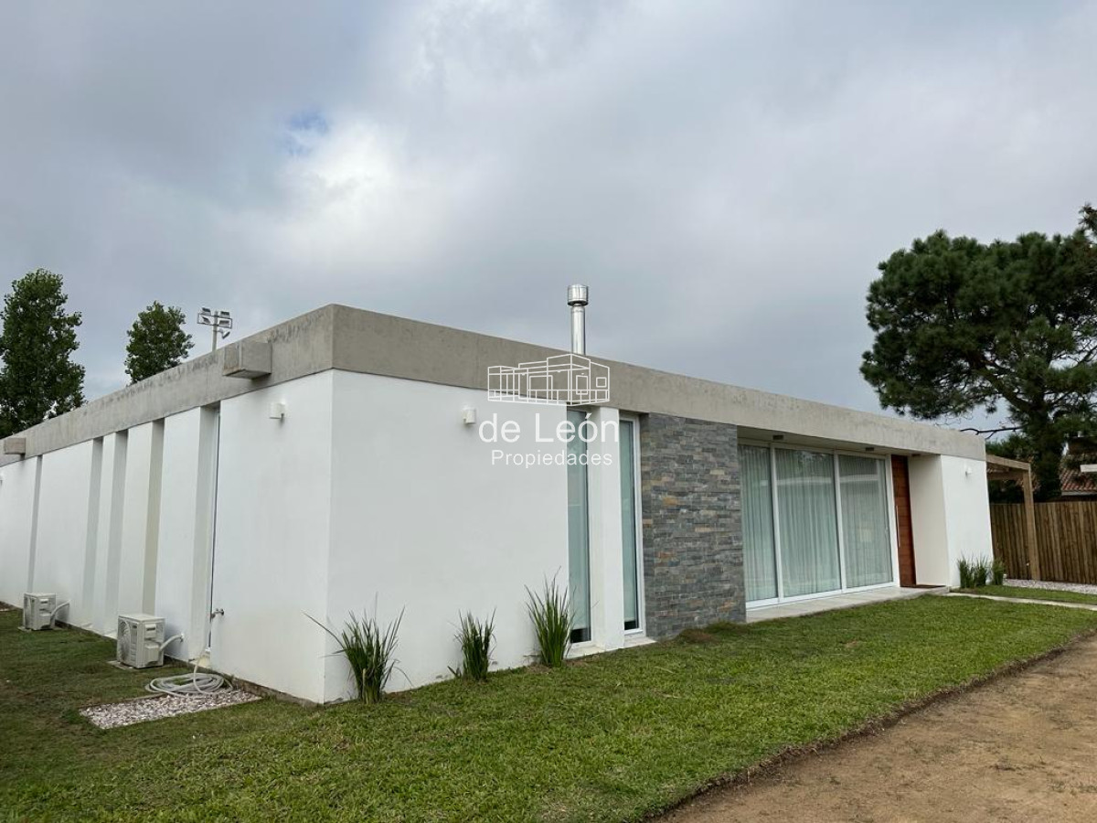 Casa ID.14814 - Moderna casa de 3 dormitorios a estrenar
