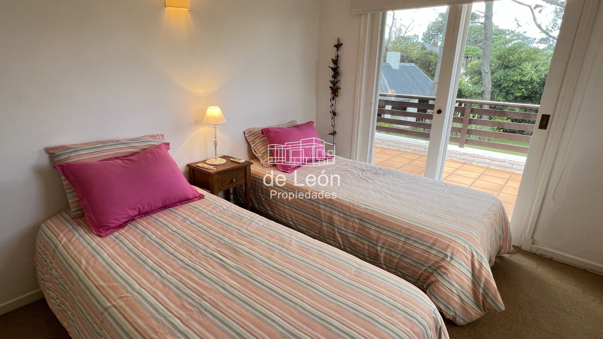 Casa ID.14776 - Importante casa a paso de Playa Brava